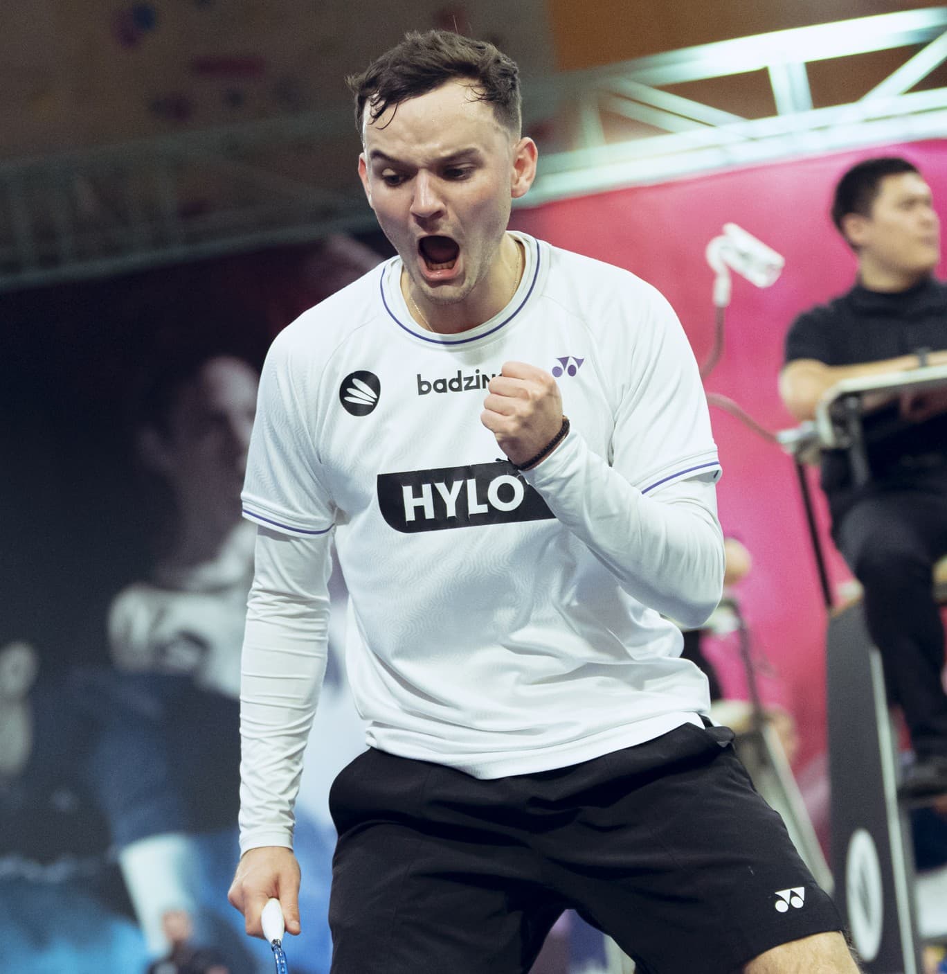 WAT Simmering mit zwei Siegen